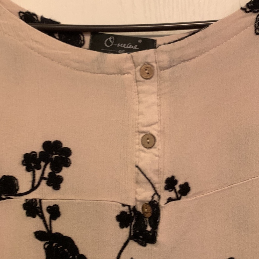 Embroidered tunic - Picture 2 of 5